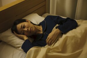 今夜からやめよう!快眠をじゃまする危険な習慣