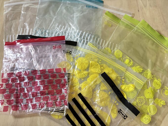 ジッパー付き袋