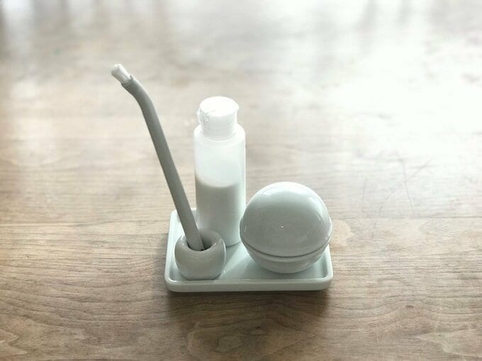 掃除用ブラシやペン立てなど、色々なアイテムに使うことができます