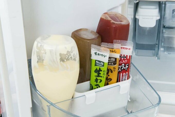 マヨネーズ他薬味チューブ