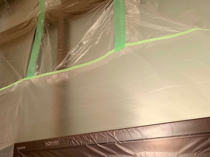 壁を養生した状態