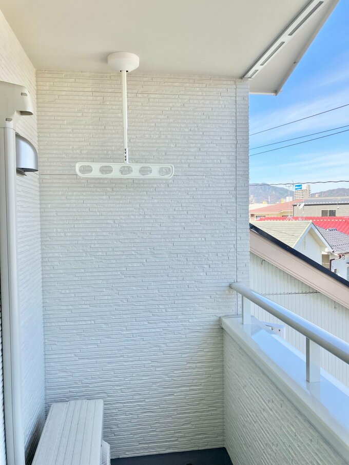 サブベランダの物干し