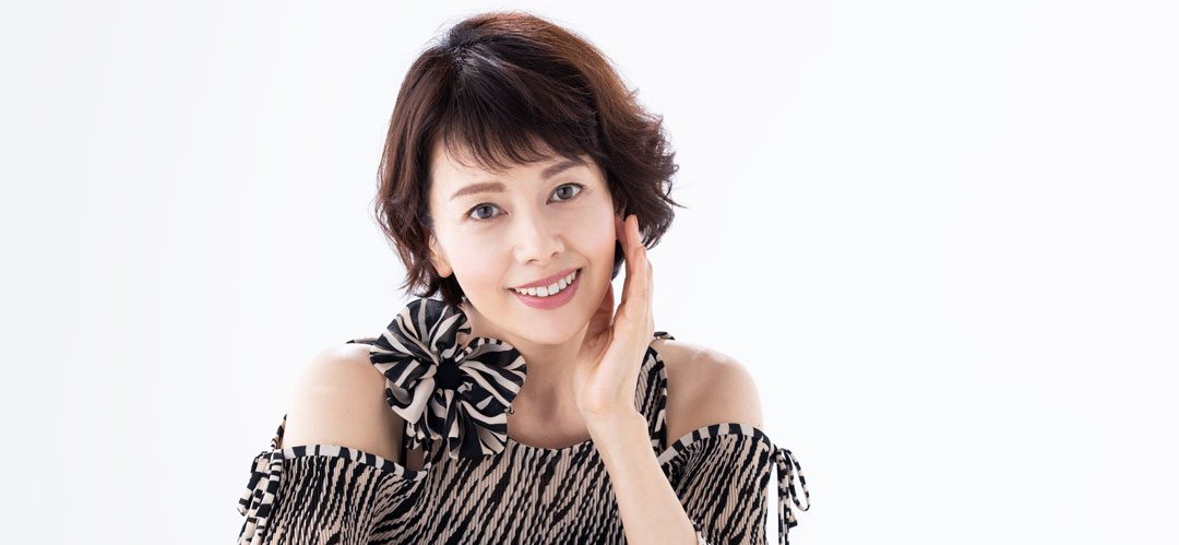 科捜研の女 劇場版 沢口靖子さん 緊張感ある撮影を支えるちょっとした健康習慣 Esseonline エッセ オンライン