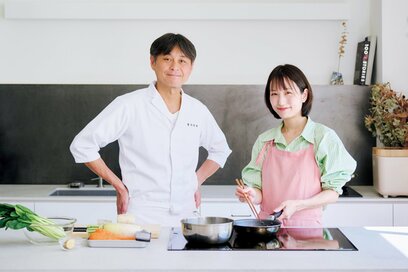 笠原将弘さんと長谷川あかりさんが思う「家庭料理のこれから」。鶏胸と豆腐の優しいレシピも