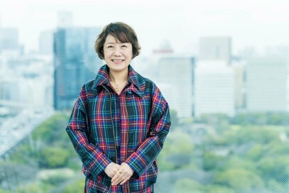 66歳、脚本家・中園ミホさんが「やめてよかったこと」。人づき合いが格段にラクに