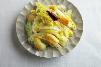 ウマ辛でクセになる「白菜のペペロンチーノ」。ささっとつくれておつまみにもぴったり