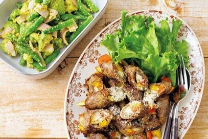 牛肉と野菜のカレー風味の肉巻き。糖質オフでもお腹満足