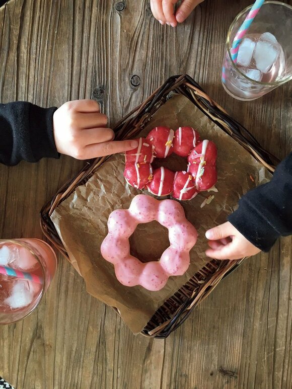 食事をしている人の気配を入れる