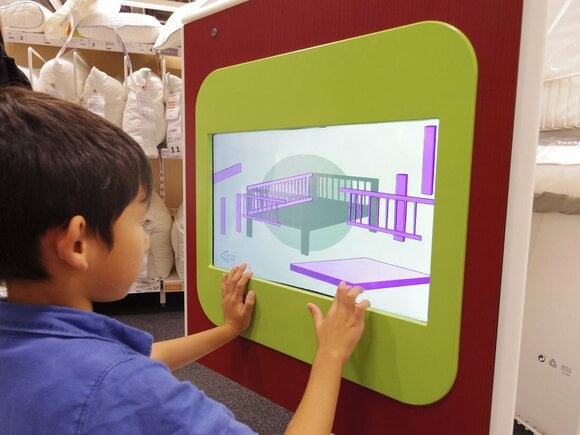 子どもが退屈しないようにこんな仕掛けもありました。