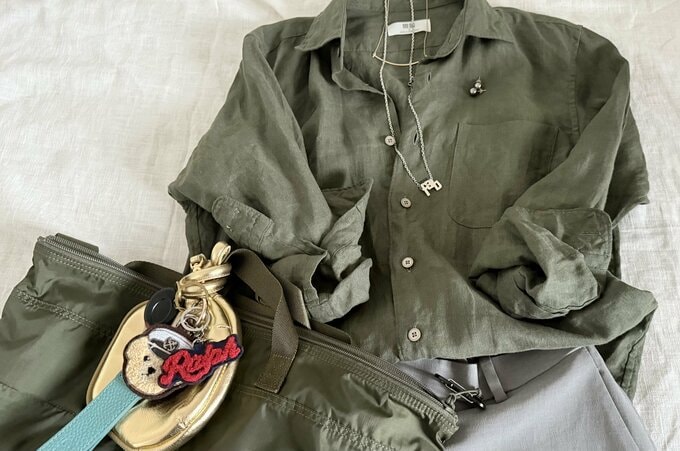 ユニクロの「プレミアムリネンシャツ」