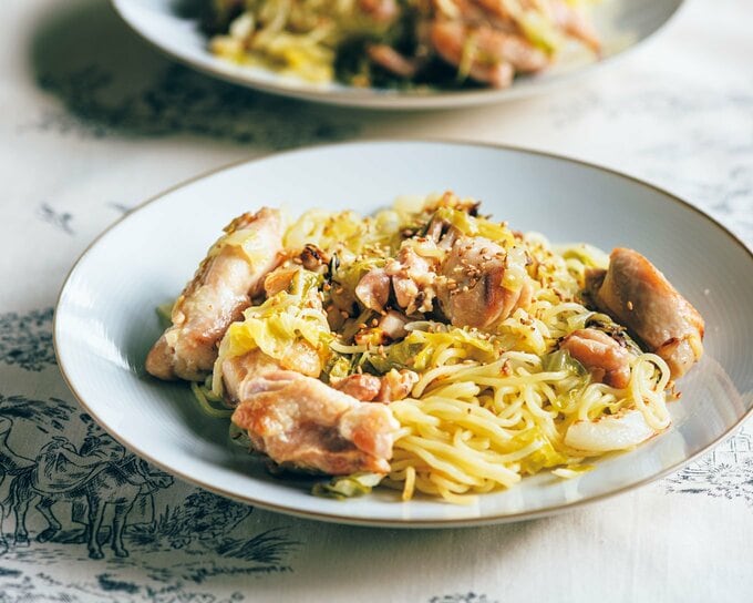 ガーリックチキンとキャベツの塩焼きそば