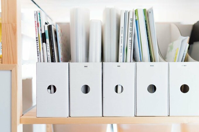 イケアのファイルボックスに書類など
