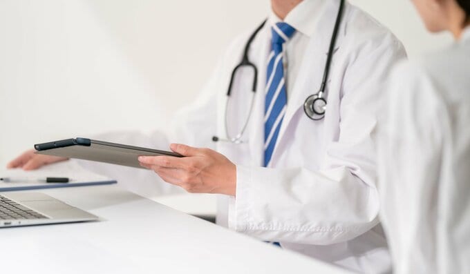 カウンセリングを受ける女性