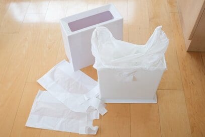 外干しはやめて、ゴミ袋の取り替えも効率化。家がキレイな人の「見直してラクになった家事」4つ