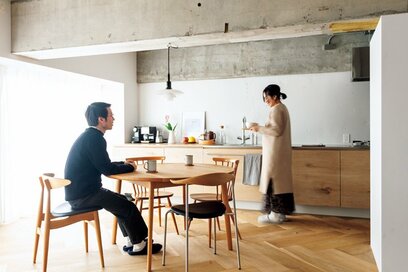 【マンションリノベ事例】長さ4.5mのキッチンに大容量クロゼット！共働きにうれしい家事がしやすい家