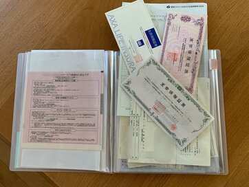 保険証券は1つのファイルに。片付けのプロが50代で見直した「保険」3つ