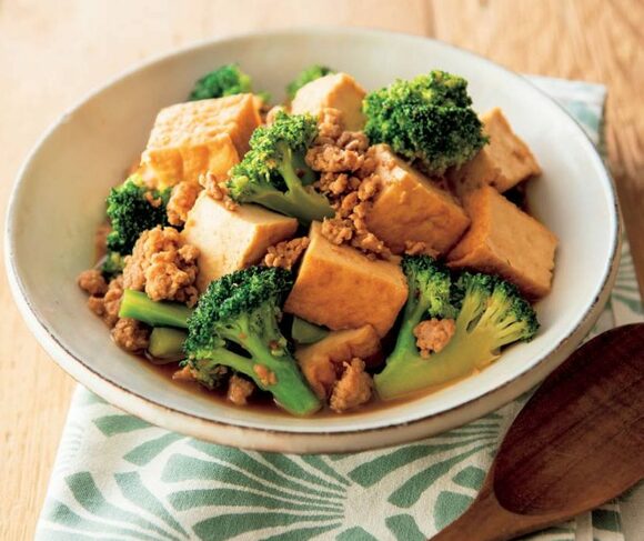 厚揚げとブロッコリーのそぼろ煮