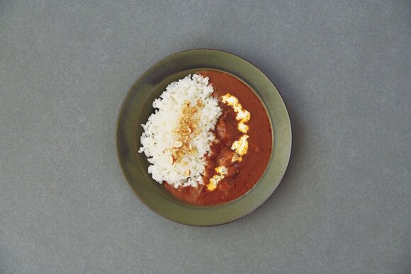 ちょいのせでレトルトカレーをごちそうに