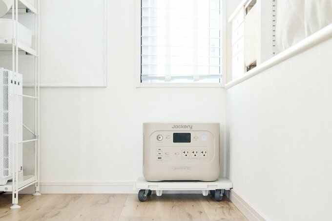 台車にのせたジャクリポータブル電源