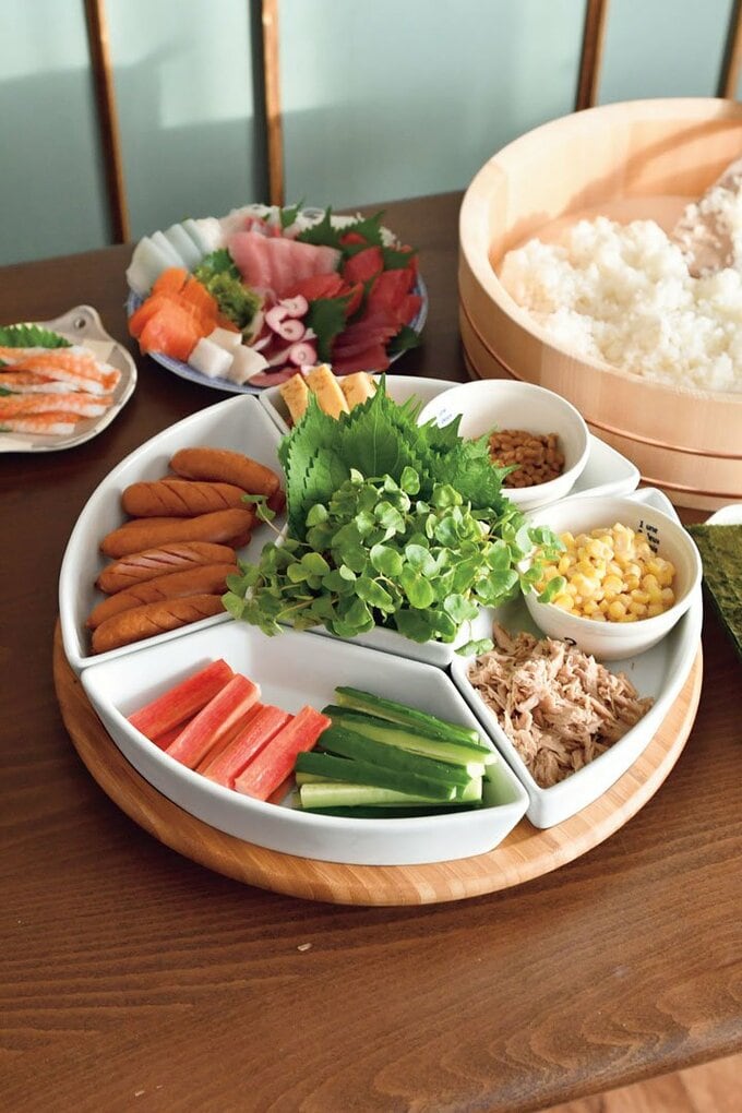 各自が好きなものを好きなだけ食べるシステム