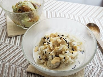 カルディで見つけた「魔法の白い粉」で簡単ひんやりスイーツ。好きなものがなんでもジェラートに！？