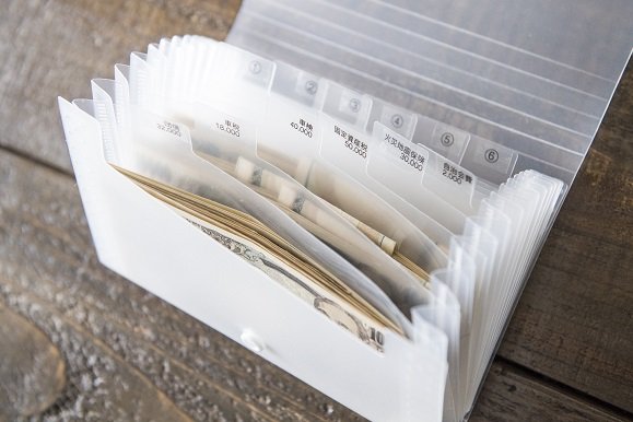 ボーナスは全額下ろして用途ごとに振り分ける