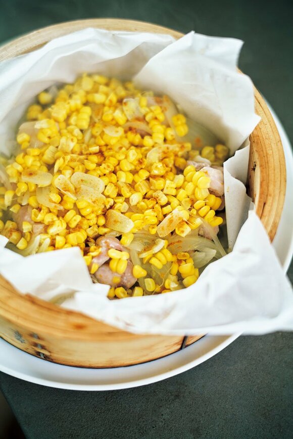 トウモロコシの蒸し煮