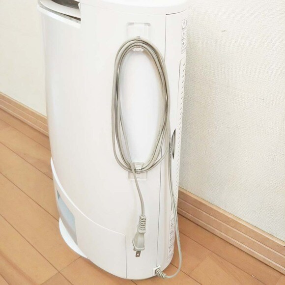 電化製品のコードを巻きつける