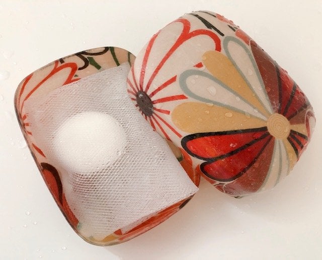 和風の石けんケース