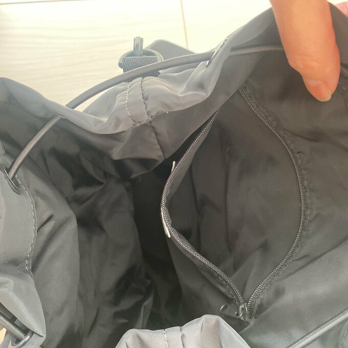 内ポケットつき