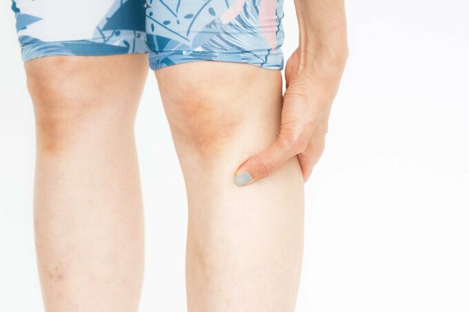 「足三里（あしさんり）」ツボ押し