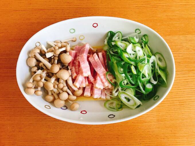 水を加えてラップをせずに電子レンジ