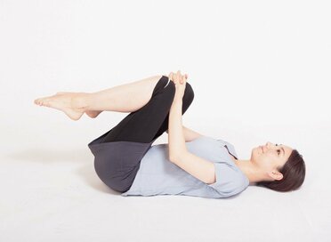 便秘を解消する「人体力学」ストレッチ！1食抜いて体操すればさらに効果が