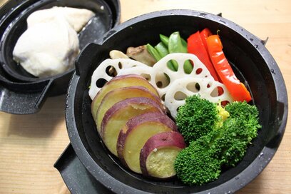 「蒸す・煮る・炊く」の一台三役！電子レンジで使える『デリキャセ』が優秀すぎ