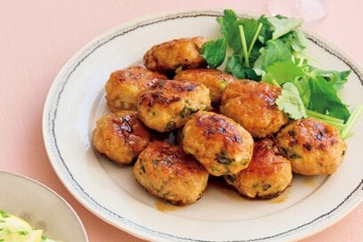 イライラ解消におすすめ、「青ジソ鶏つくね」レシピ。香りのよい食材で心と体が整う