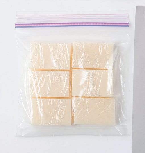 ファスナーつき保存袋に入れ、冷凍する