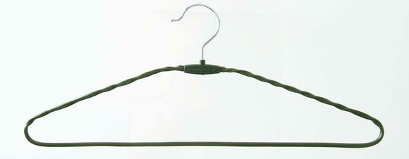 男前インテリアに合う機能性ワイヤハンガー