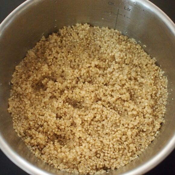 炊き上がったらしっかり冷ましておく。