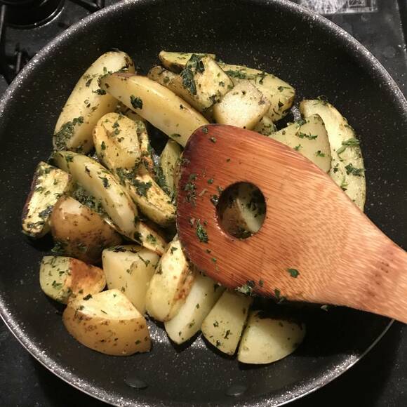 ジャーマンポテト調理