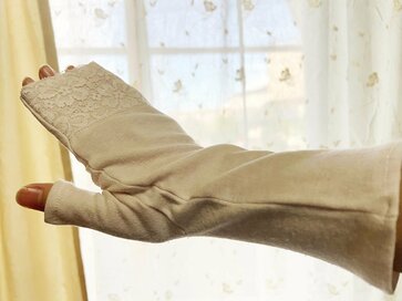 ダイソーの「スリーピー」で見つけた”魔法の手袋”。手の保湿対策にぴったり