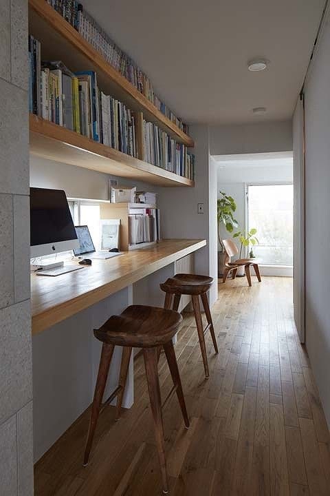 廊下を活用したワークスペース