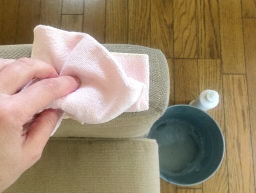 3枚のタオルを用意して、きれいにふき取る