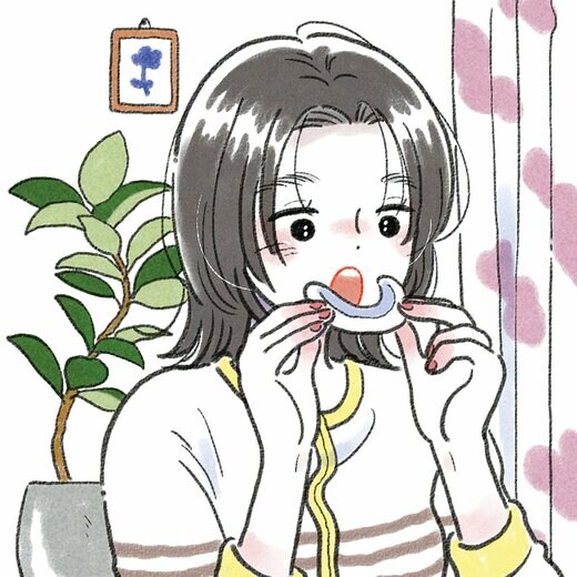 マウスピースをつける女性