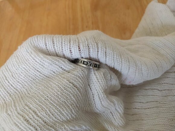 シルバーアクセサリーのツヤ出し