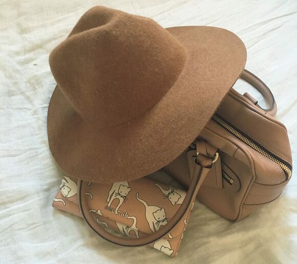 GUのフェルトハット