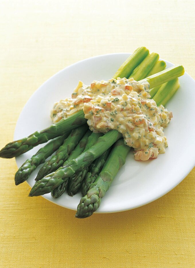 ゆでアスパラのタルタルソースがけ