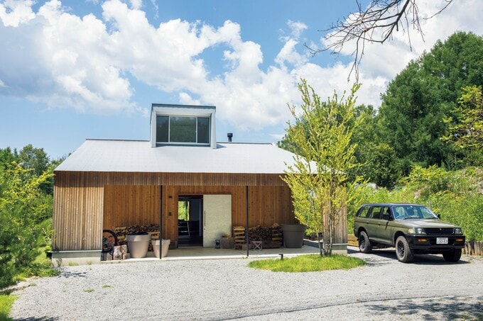 玄関とドーマー窓