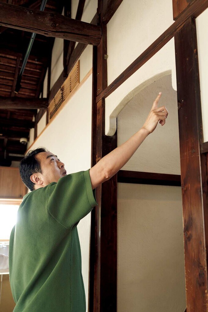 ユニークな意匠の垂れ壁