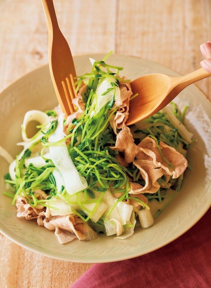 豆苗、豚しゃぶ、ひらひら大根のうま塩あえ