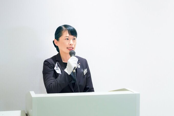 司会をする羽田さん